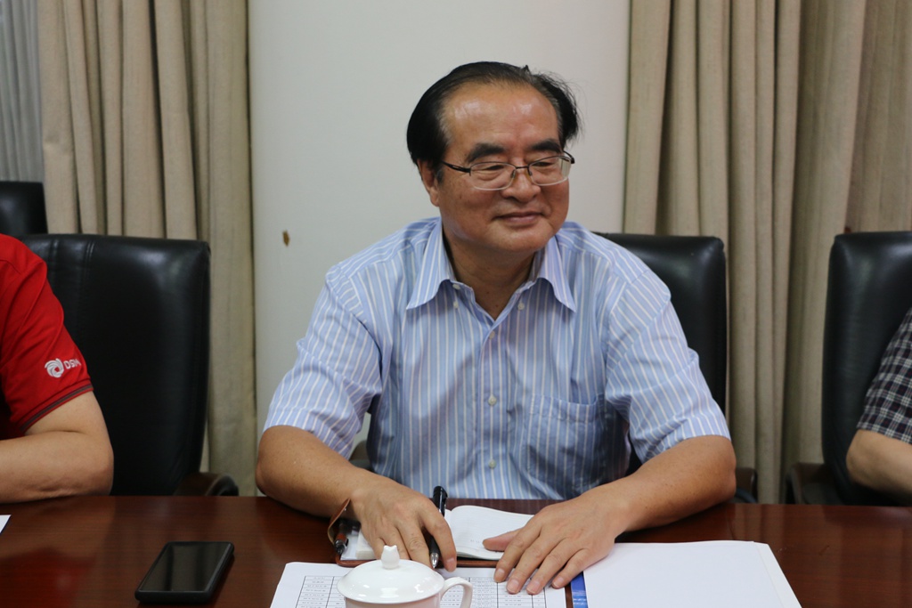 news03.jpg news03.jpg